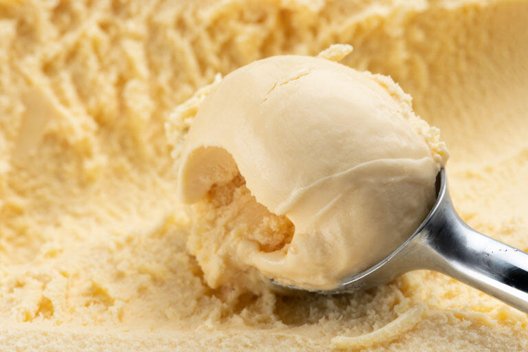 アイスクリームの美味しさの3つの理由と砂糖